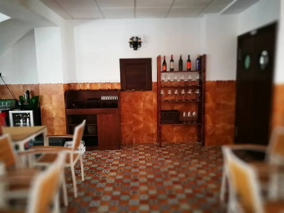 Portada Cafe Bar Titi 4